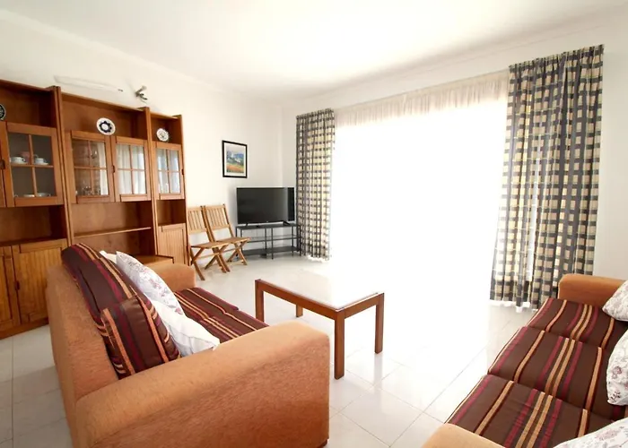 Spacious Apartment In Portimao - 100 M² With Terrace Apartment *