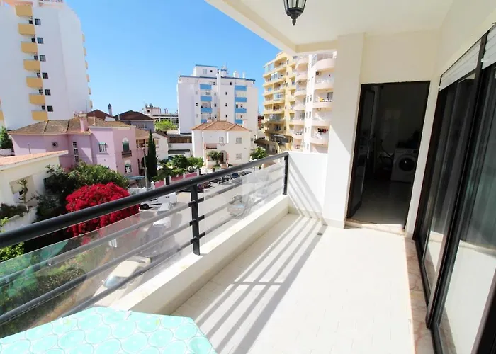 Spacious Apartment In Portimao - 100 M² With Terrace Apartment *